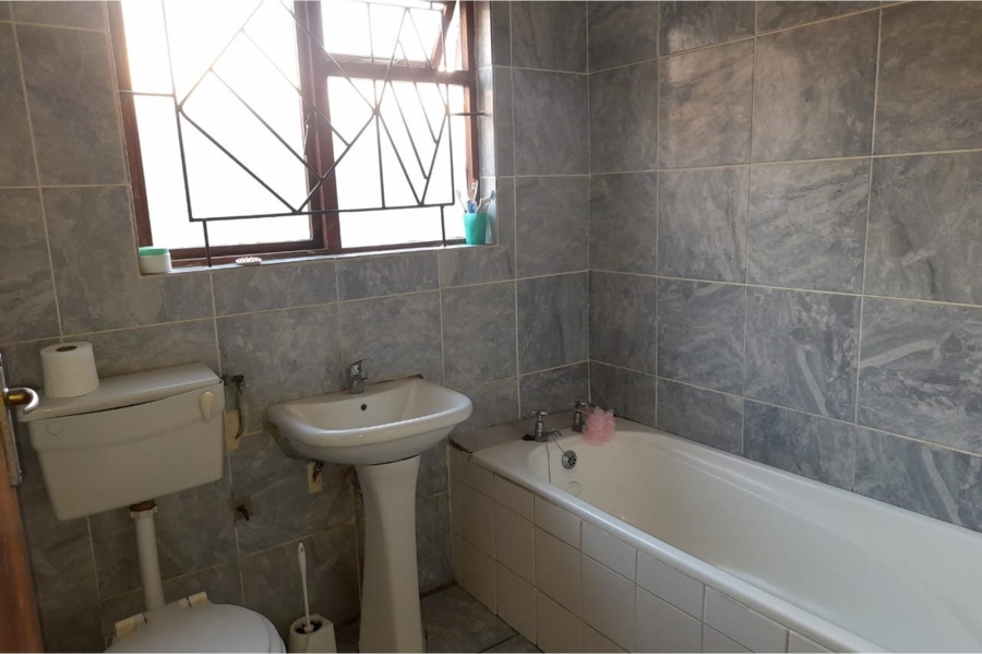 4 Bedroom Property for Sale in Sarepta Western Cape